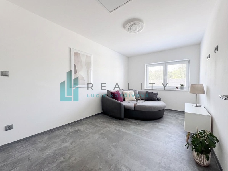 Prodej, RD 4+1, Ježov, nízkonákladový dům s uzavřeným dvorem — fotografie 9